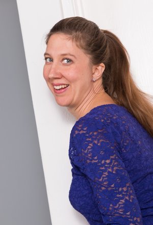 18 year old cutie Christine Paradise pulling denim shorts aside